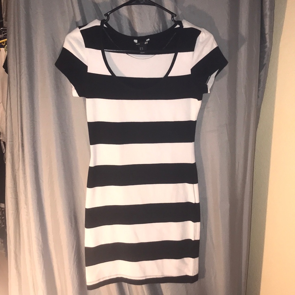Black & White Basic Dress